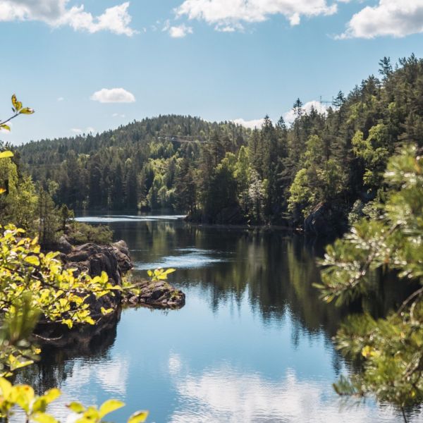 4-night Canal and Lake Norsjø Getaway with Greenline 39